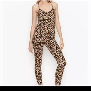 Pre-owned Victoria’s Secret animal Print leopard jumpsuit size small